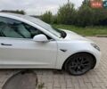 Белый Тесла Модель 3, объемом двигателя 0 л и пробегом 83 тыс. км за 18000 $, фото 8 на Automoto.ua