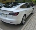 Белый Тесла Модель 3, объемом двигателя 0 л и пробегом 128 тыс. км за 17999 $, фото 7 на Automoto.ua