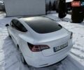 Білий Тесла Модель 3, об'ємом двигуна 0 л та пробігом 185 тис. км за 13800 $, фото 10 на Automoto.ua