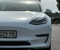 Белый Тесла Модель 3, объемом двигателя 0 л и пробегом 95 тыс. км за 28000 $, фото 4 на Automoto.ua
