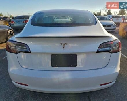 Белый Тесла Модель 3, объемом двигателя 0 л и пробегом 85 тыс. км за 6400 $, фото 5 на Automoto.ua