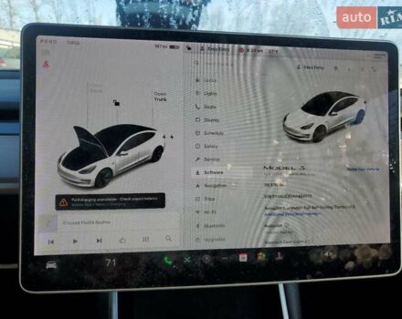 Белый Тесла Модель 3, объемом двигателя 0 л и пробегом 56 тыс. км за 11500 $, фото 8 на Automoto.ua