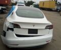 Білий Тесла Модель 3, об'ємом двигуна 0 л та пробігом 64 тис. км за 9999 $, фото 1 на Automoto.ua