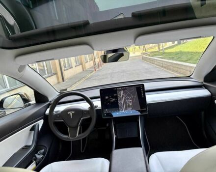 Білий Тесла Модель 3, об'ємом двигуна 0 л та пробігом 12 тис. км за 13200 $, фото 9 на Automoto.ua