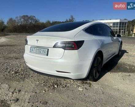 Білий Тесла Модель 3, об'ємом двигуна 0 л та пробігом 90 тис. км за 17500 $, фото 5 на Automoto.ua