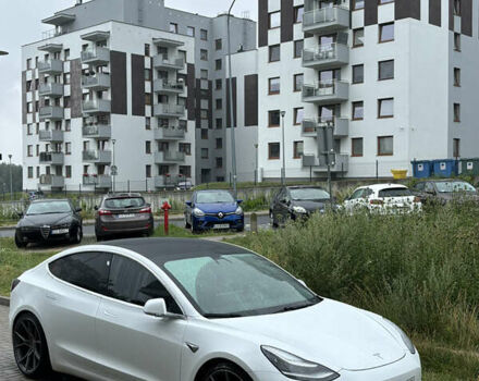 Белый Тесла Модель 3, объемом двигателя 0 л и пробегом 121 тыс. км за 19400 $, фото 30 на Automoto.ua