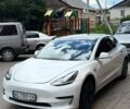 Білий Тесла Модель 3, об'ємом двигуна 0 л та пробігом 172 тис. км за 13500 $, фото 4 на Automoto.ua