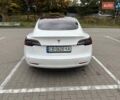 Белый Тесла Модель 3, объемом двигателя 0 л и пробегом 85 тыс. км за 14800 $, фото 4 на Automoto.ua