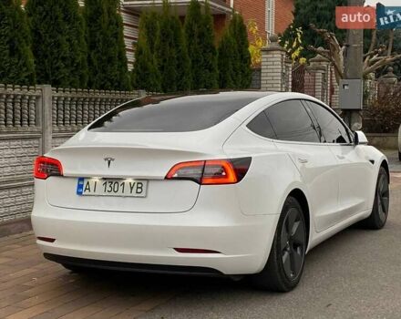 Білий Тесла Модель 3, об'ємом двигуна 0 л та пробігом 130 тис. км за 17200 $, фото 7 на Automoto.ua