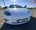 Білий Тесла Модель 3, об'ємом двигуна 0 л та пробігом 90 тис. км за 17500 $, фото 1 на Automoto.ua