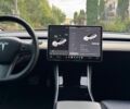 Білий Тесла Модель 3, об'ємом двигуна 0 л та пробігом 128 тис. км за 13000 $, фото 12 на Automoto.ua