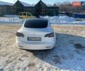 Білий Тесла Модель 3, об'ємом двигуна 0 л та пробігом 92 тис. км за 18600 $, фото 4 на Automoto.ua