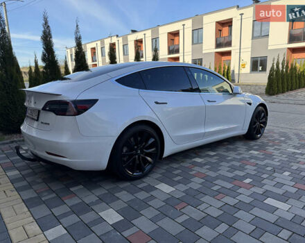 Белый Тесла Модель 3, объемом двигателя 0 л и пробегом 167 тыс. км за 16777 $, фото 7 на Automoto.ua