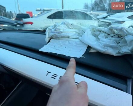 Белый Тесла Модель 3, объемом двигателя 0 л и пробегом 233 тыс. км за 11400 $, фото 12 на Automoto.ua