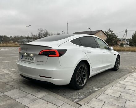 Білий Тесла Модель 3, об'ємом двигуна 0 л та пробігом 80 тис. км за 22800 $, фото 7 на Automoto.ua