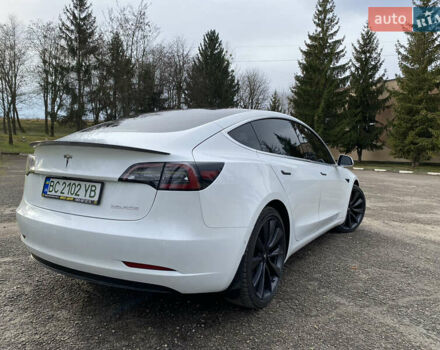 Белый Тесла Модель 3, объемом двигателя 0 л и пробегом 48 тыс. км за 19300 $, фото 6 на Automoto.ua