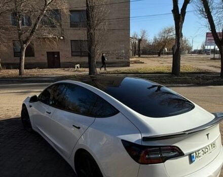 Білий Тесла Модель 3, об'ємом двигуна 0 л та пробігом 138 тис. км за 20500 $, фото 2 на Automoto.ua