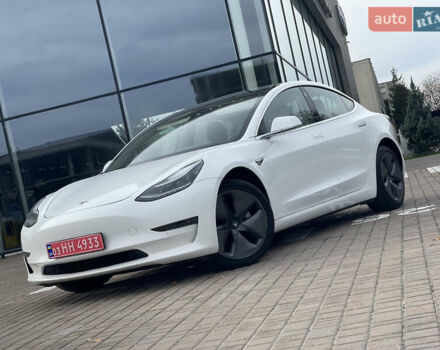 Белый Тесла Модель 3, объемом двигателя 0 л и пробегом 120 тыс. км за 17000 $, фото 3 на Automoto.ua