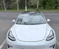 Білий Тесла Модель 3, об'ємом двигуна 0 л та пробігом 86 тис. км за 16300 $, фото 4 на Automoto.ua