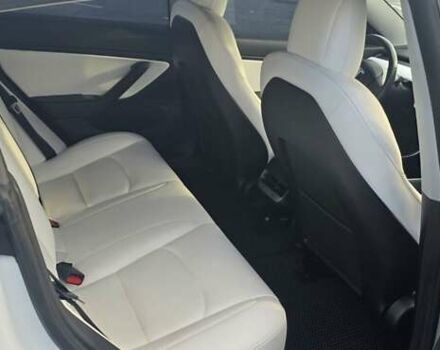 Білий Тесла Модель 3, об'ємом двигуна 0 л та пробігом 140 тис. км за 17400 $, фото 10 на Automoto.ua