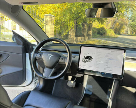 Белый Тесла Модель 3, объемом двигателя 0 л и пробегом 114 тыс. км за 16000 $, фото 9 на Automoto.ua