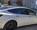 Белый Тесла Модель 3, объемом двигателя 0 л и пробегом 75 тыс. км за 25799 $, фото 3 на Automoto.ua