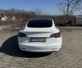 Белый Тесла Модель 3, объемом двигателя 0 л и пробегом 230 тыс. км за 15200 $, фото 6 на Automoto.ua