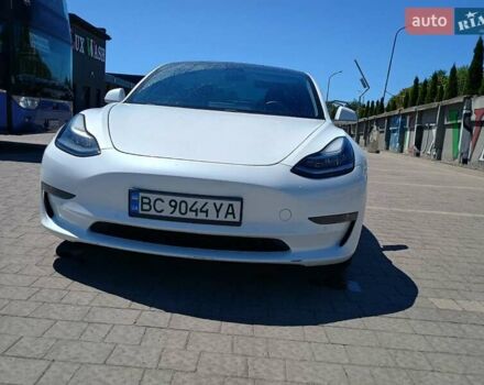 Белый Тесла Модель 3, объемом двигателя 0 л и пробегом 159 тыс. км за 15900 $, фото 14 на Automoto.ua