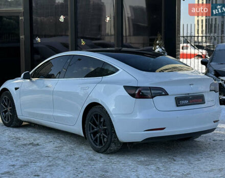Білий Тесла Модель 3, об'ємом двигуна 0 л та пробігом 110 тис. км за 13500 $, фото 8 на Automoto.ua