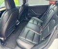 Білий Тесла Модель 3, об'ємом двигуна 0 л та пробігом 76 тис. км за 13900 $, фото 10 на Automoto.ua
