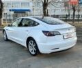 Белый Тесла Модель 3, объемом двигателя 0 л и пробегом 211 тыс. км за 14490 $, фото 8 на Automoto.ua