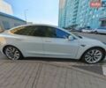 Белый Тесла Модель 3, объемом двигателя 0 л и пробегом 93 тыс. км за 17777 $, фото 7 на Automoto.ua