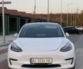 Белый Тесла Модель 3, объемом двигателя 0 л и пробегом 118 тыс. км за 14800 $, фото 1 на Automoto.ua