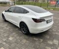 Белый Тесла Модель 3, объемом двигателя 0 л и пробегом 100 тыс. км за 18400 $, фото 1 на Automoto.ua