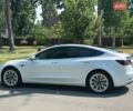 Белый Тесла Модель 3, объемом двигателя 0 л и пробегом 98 тыс. км за 16500 $, фото 2 на Automoto.ua