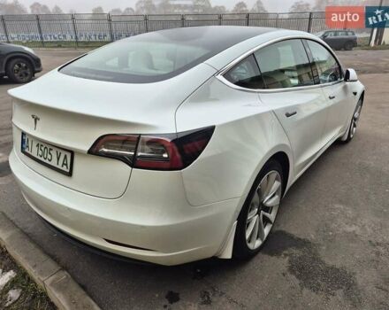 Білий Тесла Модель 3, об'ємом двигуна 0 л та пробігом 85 тис. км за 12000 $, фото 5 на Automoto.ua