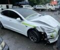 Белый Тесла Модель 3, объемом двигателя 0 л и пробегом 73 тыс. км за 12494 $, фото 1 на Automoto.ua