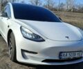 Белый Тесла Модель 3, объемом двигателя 0 л и пробегом 194 тыс. км за 18000 $, фото 1 на Automoto.ua