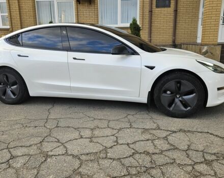 Білий Тесла Модель 3, об'ємом двигуна 0 л та пробігом 78 тис. км за 15300 $, фото 6 на Automoto.ua