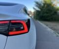 Белый Тесла Модель 3, объемом двигателя 0 л и пробегом 111 тыс. км за 16500 $, фото 10 на Automoto.ua