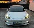 Білий Тесла Модель 3, об'ємом двигуна 0 л та пробігом 172 тис. км за 12950 $, фото 4 на Automoto.ua