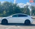 Білий Тесла Модель 3, об'ємом двигуна 0 л та пробігом 152 тис. км за 15000 $, фото 2 на Automoto.ua