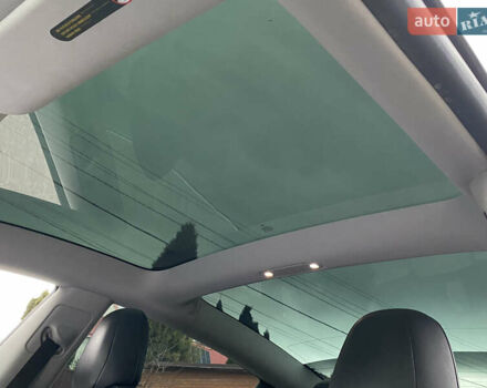 Белый Тесла Модель 3, объемом двигателя 0 л и пробегом 127 тыс. км за 17200 $, фото 22 на Automoto.ua