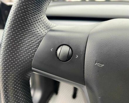 Білий Тесла Модель 3, об'ємом двигуна 0 л та пробігом 203 тис. км за 13790 $, фото 16 на Automoto.ua