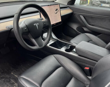 Белый Тесла Модель 3, объемом двигателя 0 л и пробегом 58 тыс. км за 18700 $, фото 10 на Automoto.ua