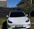 Белый Тесла Модель 3, объемом двигателя 0 л и пробегом 247 тыс. км за 12300 $, фото 2 на Automoto.ua