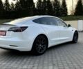 Білий Тесла Модель 3, об'ємом двигуна 0 л та пробігом 99 тис. км за 19900 $, фото 2 на Automoto.ua