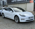 Белый Тесла Модель 3, объемом двигателя 0 л и пробегом 71 тыс. км за 15800 $, фото 1 на Automoto.ua