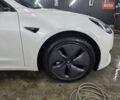Белый Тесла Модель 3, объемом двигателя 0 л и пробегом 70 тыс. км за 17400 $, фото 2 на Automoto.ua