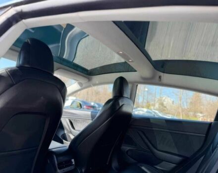 Білий Тесла Модель 3, об'ємом двигуна 0 л та пробігом 30 тис. км за 6900 $, фото 11 на Automoto.ua